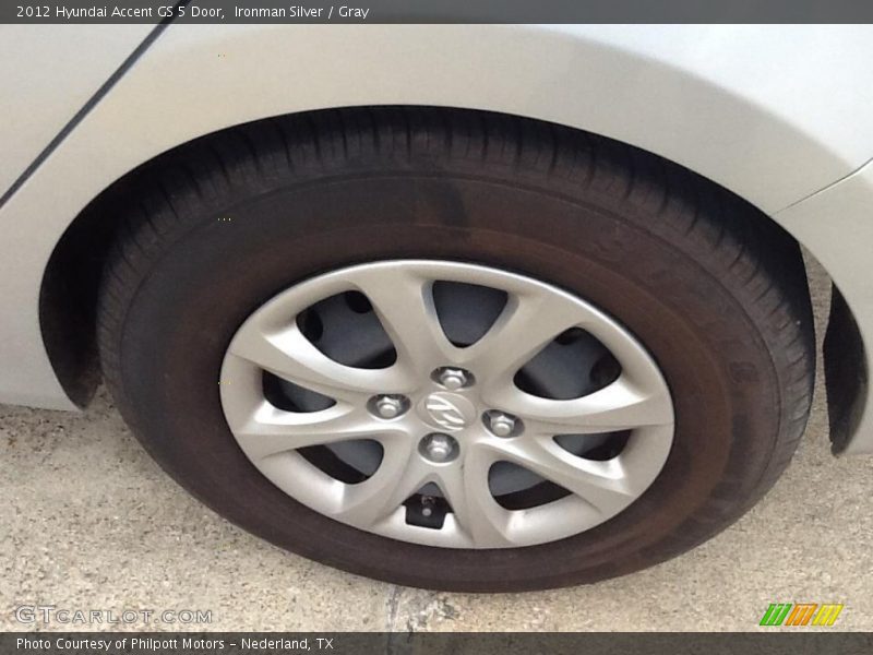 Ironman Silver / Gray 2012 Hyundai Accent GS 5 Door