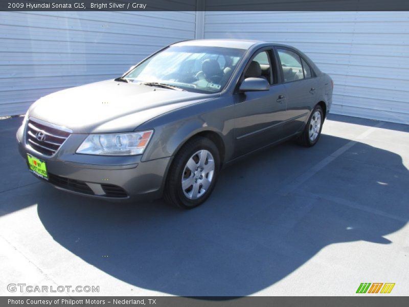 Bright Silver / Gray 2009 Hyundai Sonata GLS