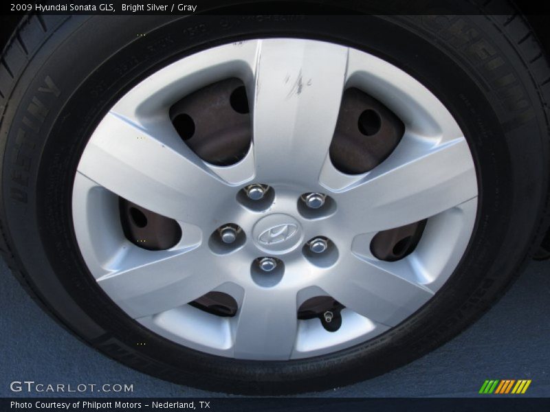 Bright Silver / Gray 2009 Hyundai Sonata GLS