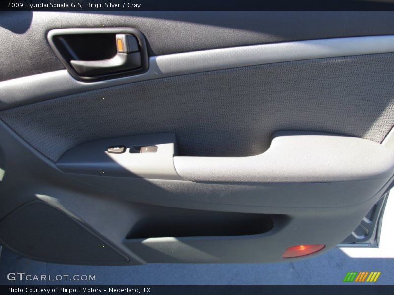 Bright Silver / Gray 2009 Hyundai Sonata GLS