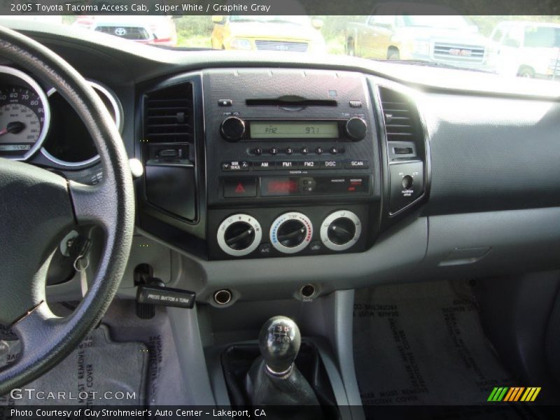 Super White / Graphite Gray 2005 Toyota Tacoma Access Cab