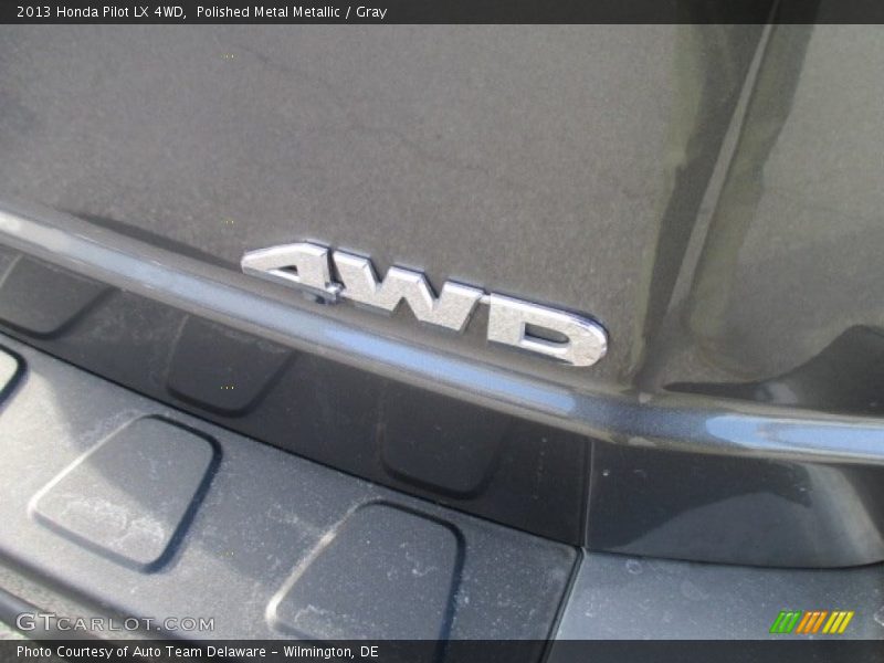 Polished Metal Metallic / Gray 2013 Honda Pilot LX 4WD