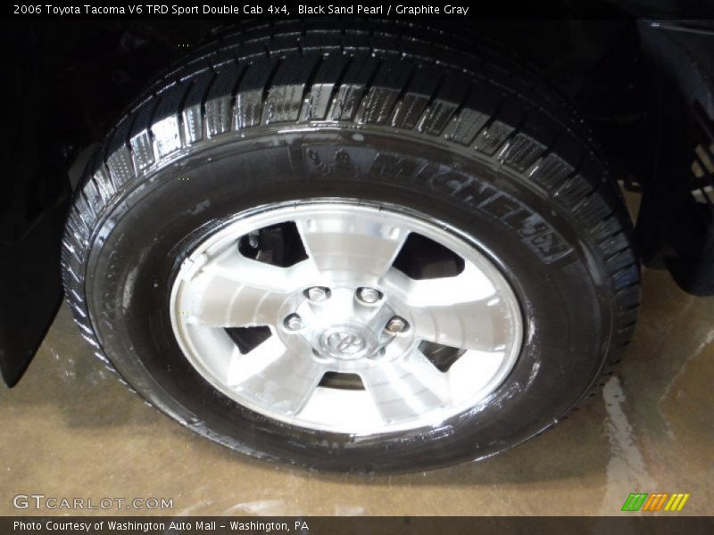 Black Sand Pearl / Graphite Gray 2006 Toyota Tacoma V6 TRD Sport Double Cab 4x4