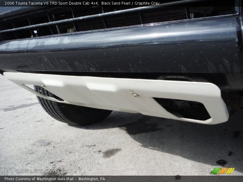 Black Sand Pearl / Graphite Gray 2006 Toyota Tacoma V6 TRD Sport Double Cab 4x4