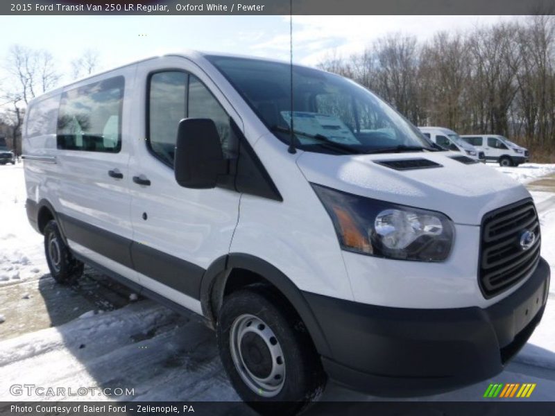 Front 3/4 View of 2015 Transit Van 250 LR Regular