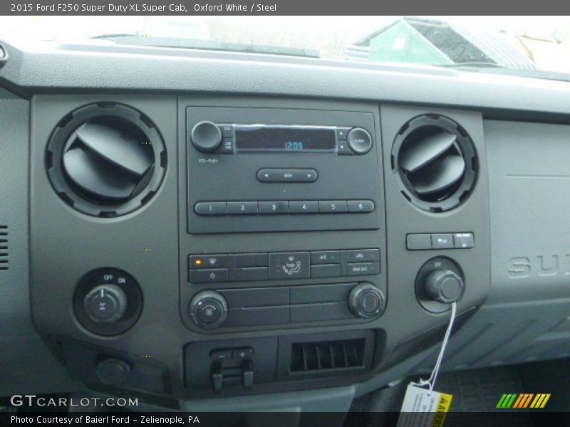 Oxford White / Steel 2015 Ford F250 Super Duty XL Super Cab