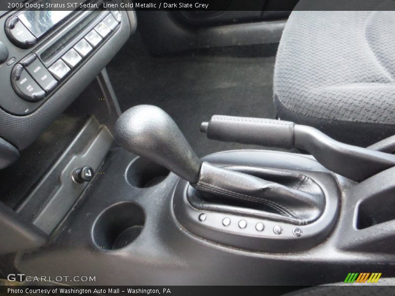 Linen Gold Metallic / Dark Slate Grey 2006 Dodge Stratus SXT Sedan