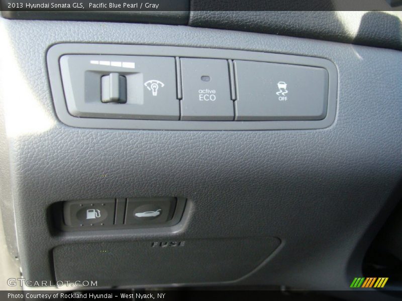 Pacific Blue Pearl / Gray 2013 Hyundai Sonata GLS