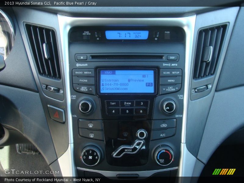 Pacific Blue Pearl / Gray 2013 Hyundai Sonata GLS