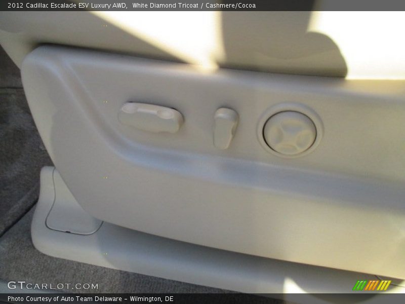 White Diamond Tricoat / Cashmere/Cocoa 2012 Cadillac Escalade ESV Luxury AWD