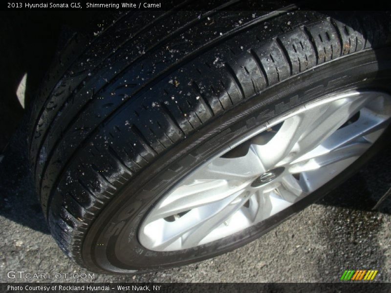 Shimmering White / Camel 2013 Hyundai Sonata GLS