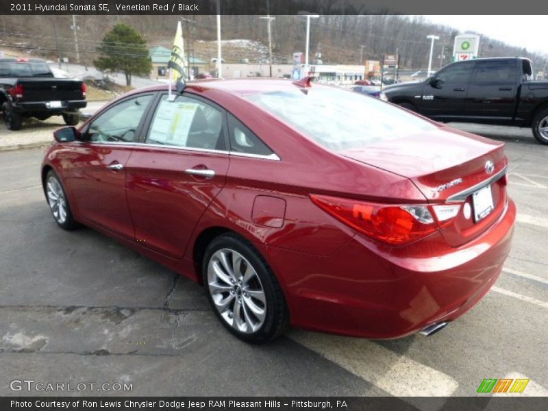 Venetian Red / Black 2011 Hyundai Sonata SE