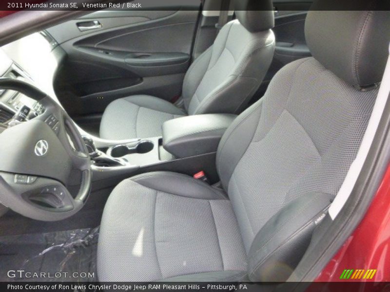 Venetian Red / Black 2011 Hyundai Sonata SE