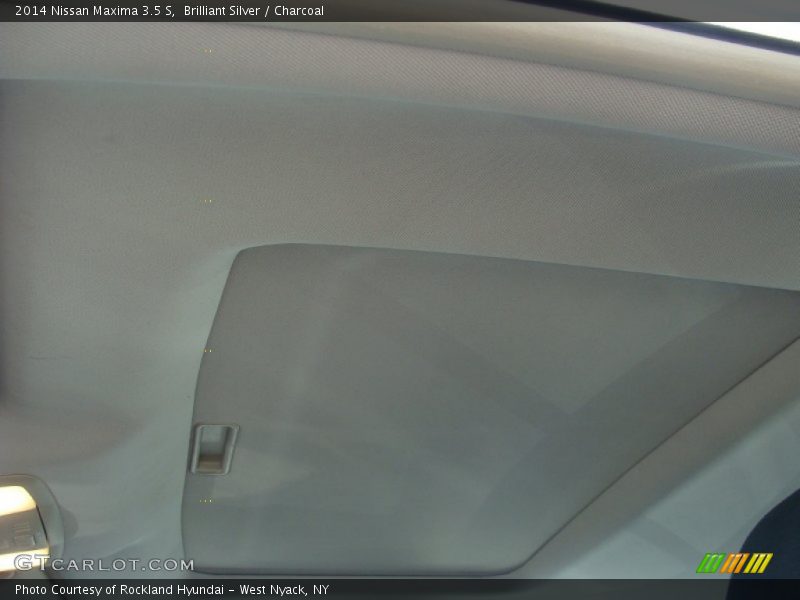 Brilliant Silver / Charcoal 2014 Nissan Maxima 3.5 S