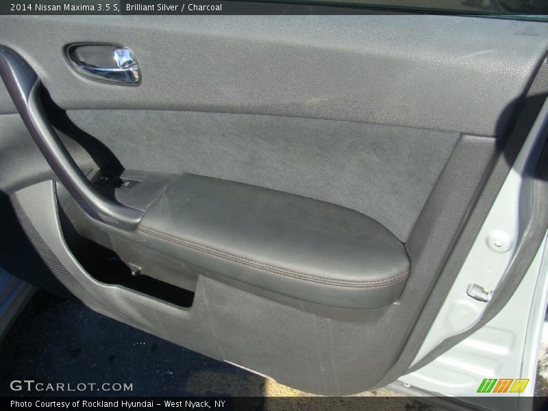 Brilliant Silver / Charcoal 2014 Nissan Maxima 3.5 S
