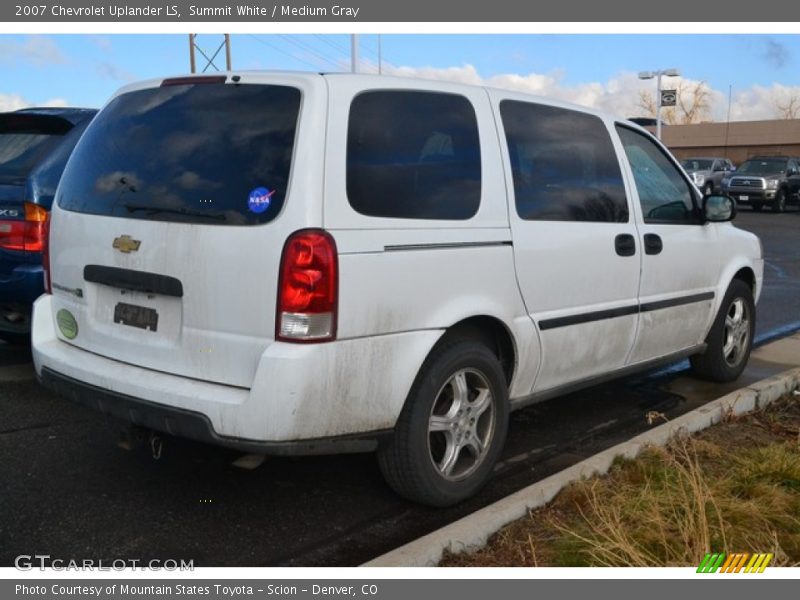 Summit White / Medium Gray 2007 Chevrolet Uplander LS