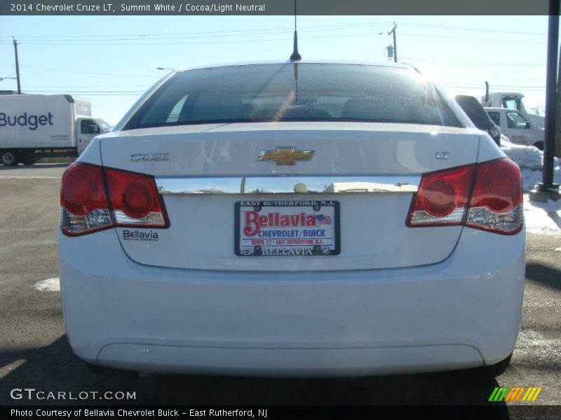 Summit White / Cocoa/Light Neutral 2014 Chevrolet Cruze LT