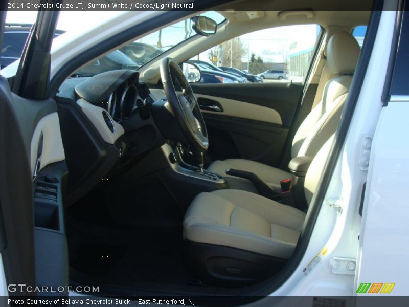 Summit White / Cocoa/Light Neutral 2014 Chevrolet Cruze LT