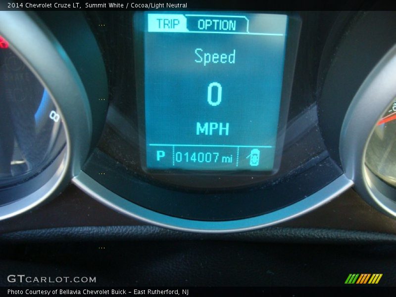 Summit White / Cocoa/Light Neutral 2014 Chevrolet Cruze LT