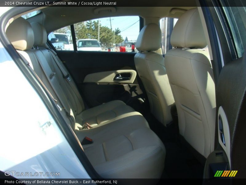 Summit White / Cocoa/Light Neutral 2014 Chevrolet Cruze LT