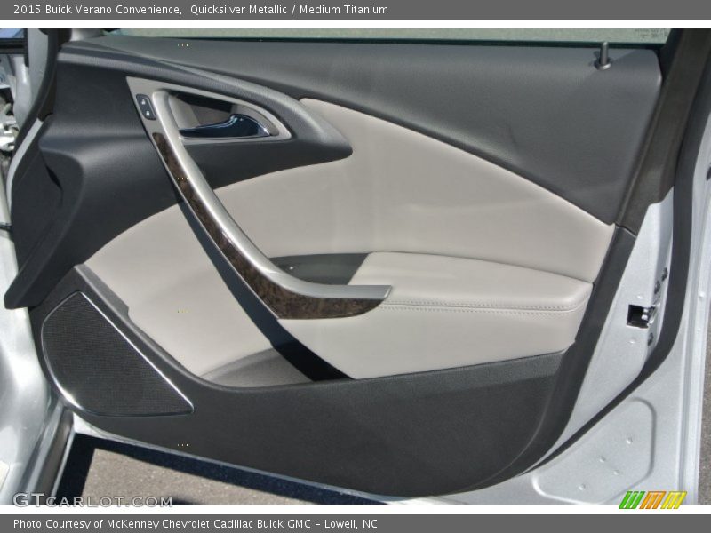 Quicksilver Metallic / Medium Titanium 2015 Buick Verano Convenience