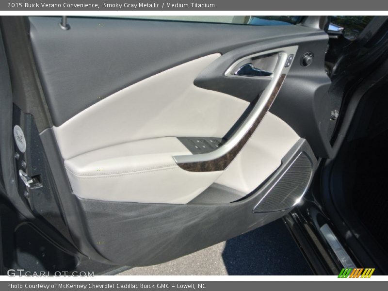 Smoky Gray Metallic / Medium Titanium 2015 Buick Verano Convenience