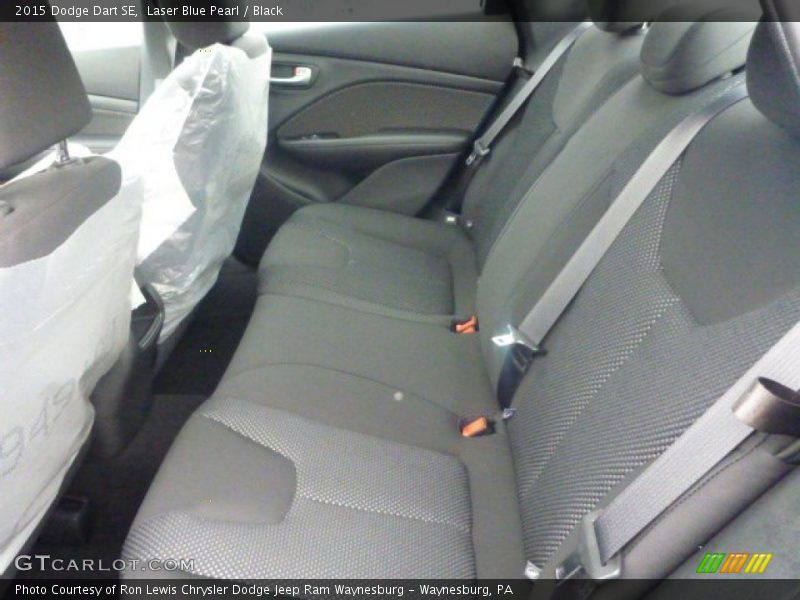 Laser Blue Pearl / Black 2015 Dodge Dart SE