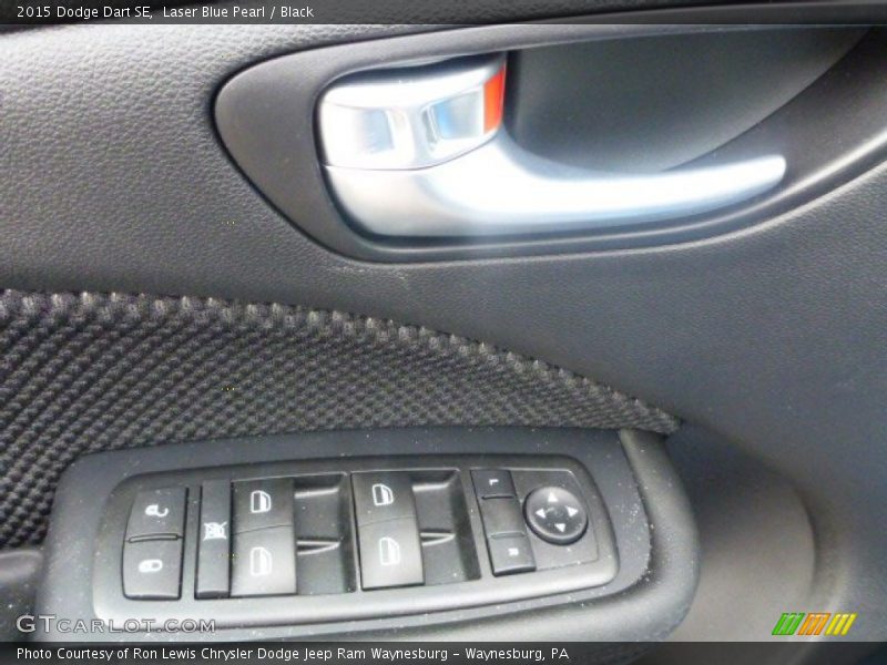 Laser Blue Pearl / Black 2015 Dodge Dart SE
