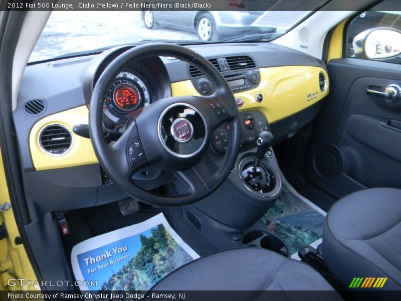 Giallo (Yellow) / Pelle Nera/Nera (Black/Black) 2012 Fiat 500 Lounge