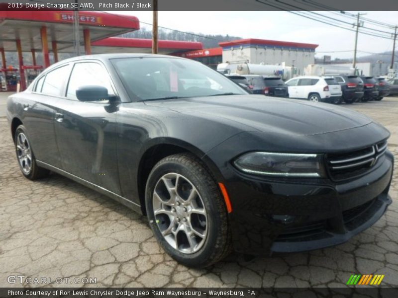 Pitch Black / Black 2015 Dodge Charger SE AWD