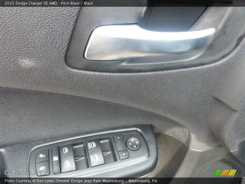 Pitch Black / Black 2015 Dodge Charger SE AWD