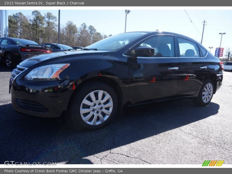Super Black / Charcoal 2013 Nissan Sentra SV