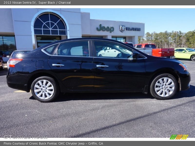 Super Black / Charcoal 2013 Nissan Sentra SV