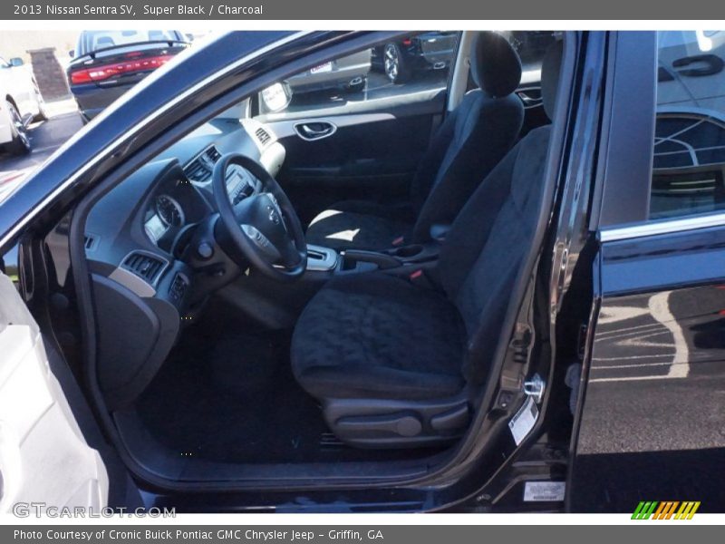 Super Black / Charcoal 2013 Nissan Sentra SV