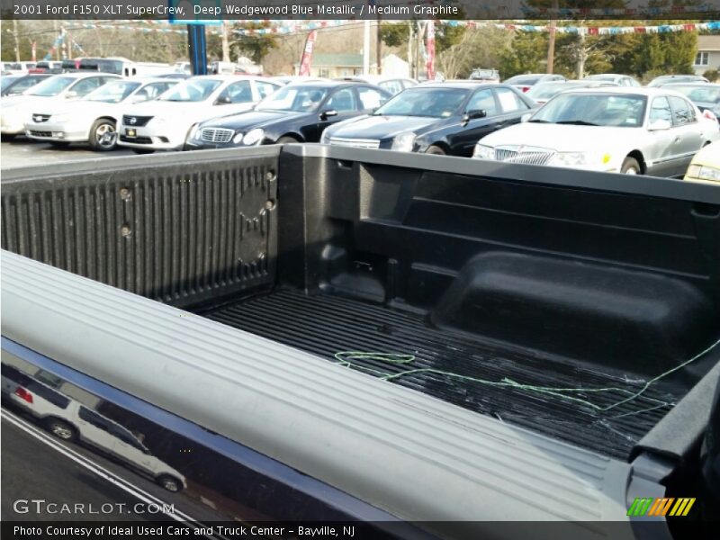 Deep Wedgewood Blue Metallic / Medium Graphite 2001 Ford F150 XLT SuperCrew