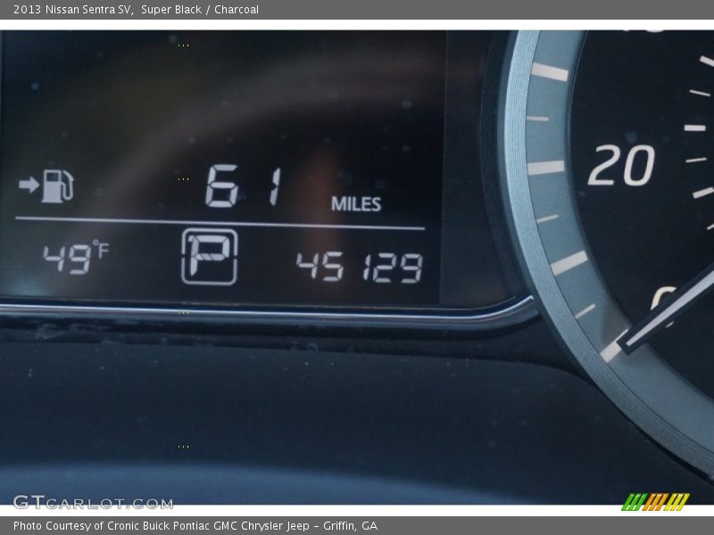 Super Black / Charcoal 2013 Nissan Sentra SV