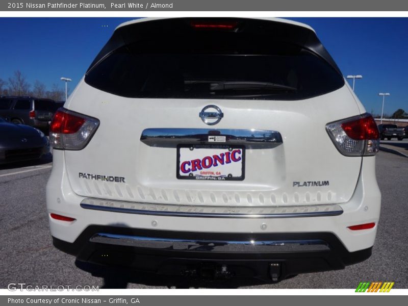 Pearl White / Almond 2015 Nissan Pathfinder Platinum