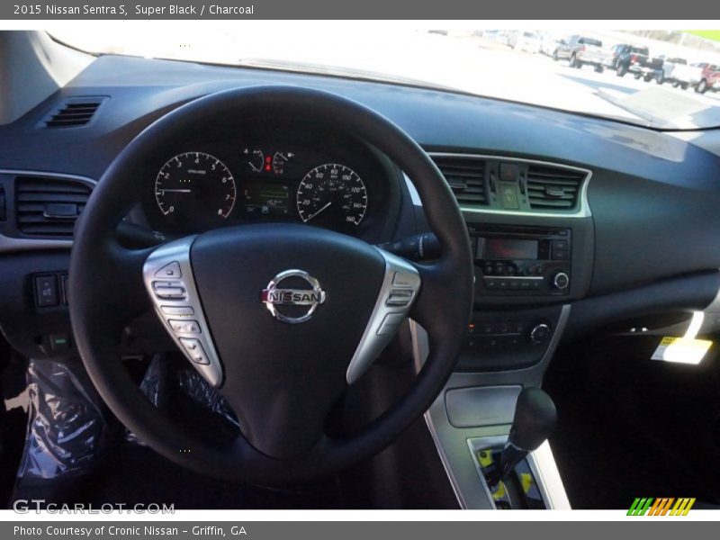 Dashboard of 2015 Sentra S