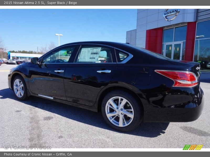 Super Black / Beige 2015 Nissan Altima 2.5 SL