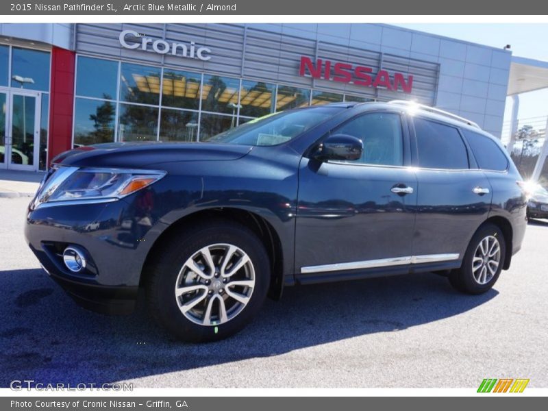 Arctic Blue Metallic / Almond 2015 Nissan Pathfinder SL