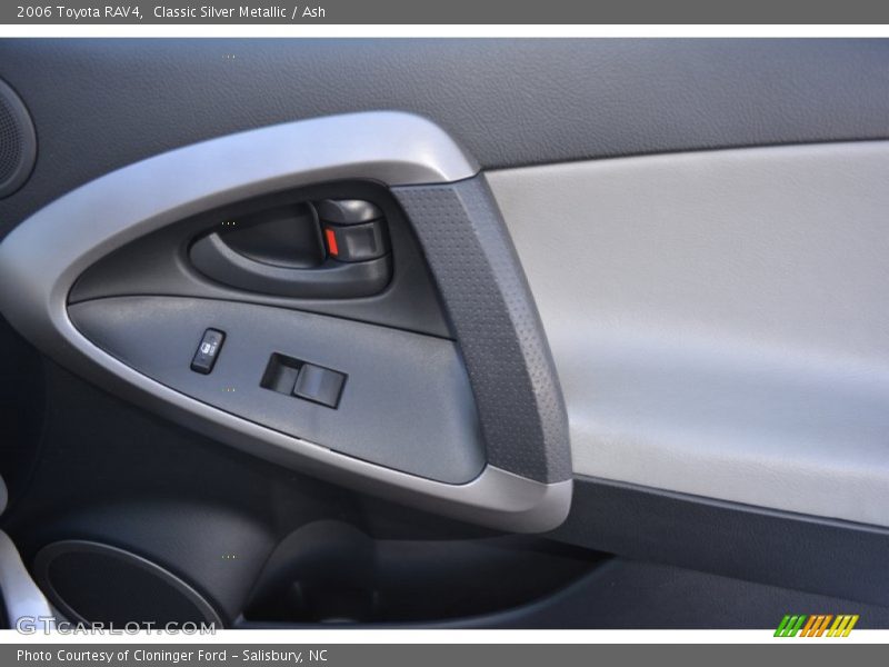 Classic Silver Metallic / Ash 2006 Toyota RAV4