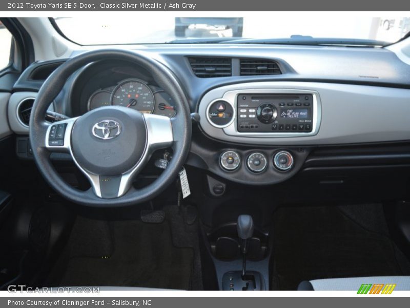 Classic Silver Metallic / Ash Gray 2012 Toyota Yaris SE 5 Door