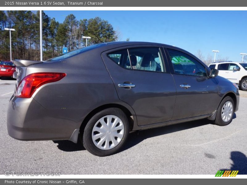 Titanium / Charcoal 2015 Nissan Versa 1.6 SV Sedan