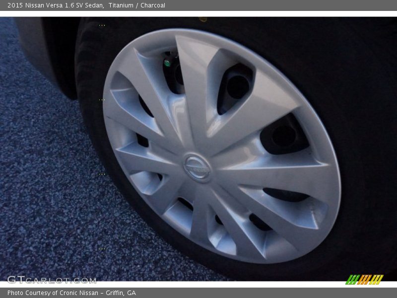 Titanium / Charcoal 2015 Nissan Versa 1.6 SV Sedan