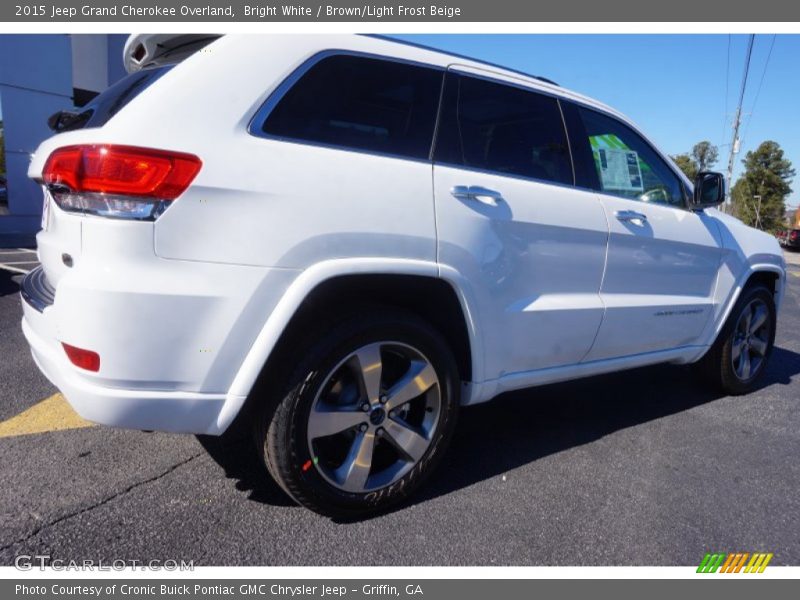 Bright White / Brown/Light Frost Beige 2015 Jeep Grand Cherokee Overland