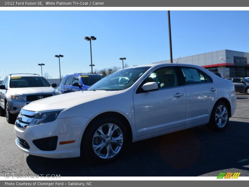 White Platinum Tri-Coat / Camel 2012 Ford Fusion SE
