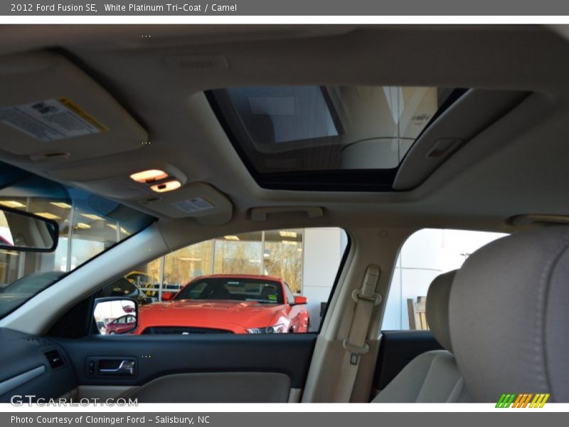 White Platinum Tri-Coat / Camel 2012 Ford Fusion SE