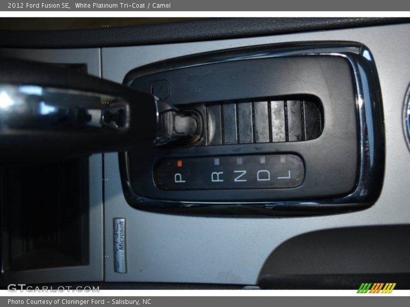 White Platinum Tri-Coat / Camel 2012 Ford Fusion SE