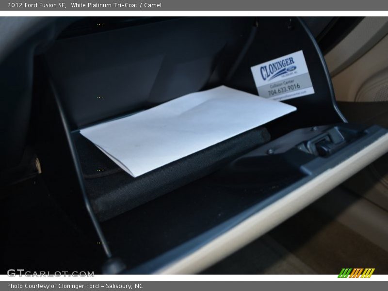White Platinum Tri-Coat / Camel 2012 Ford Fusion SE