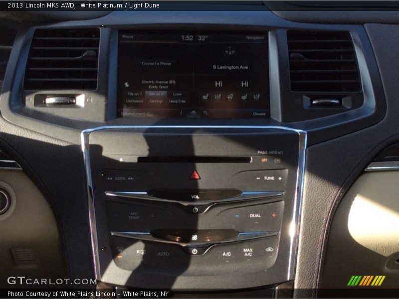 White Platinum / Light Dune 2013 Lincoln MKS AWD